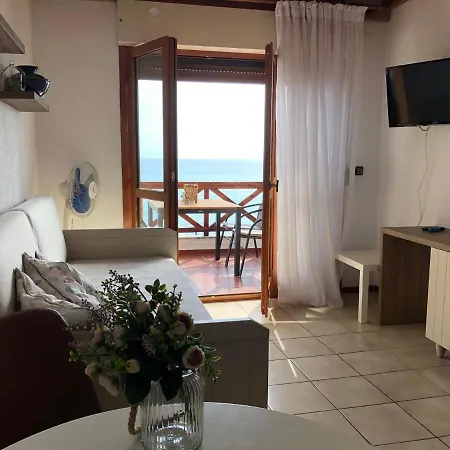 Seafront Family Ellie Holiday home