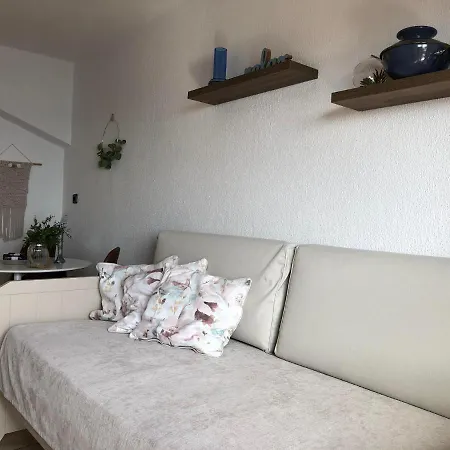 Seafront Family Ellie Holiday home *